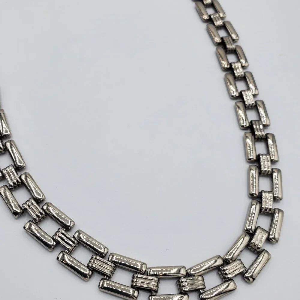 Silver-tone Rectangular Link 18" Statement Necklace - Picture 3 of 7